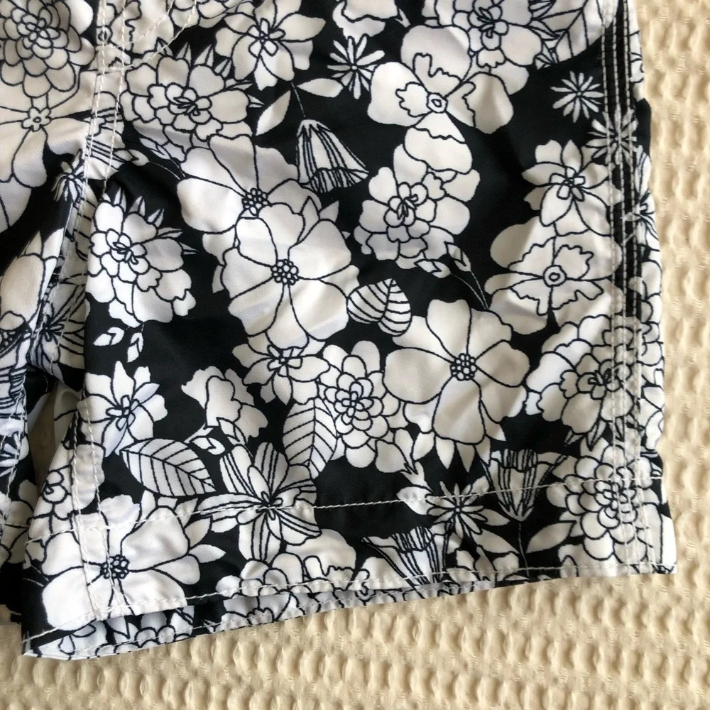 GAP kid’s black
